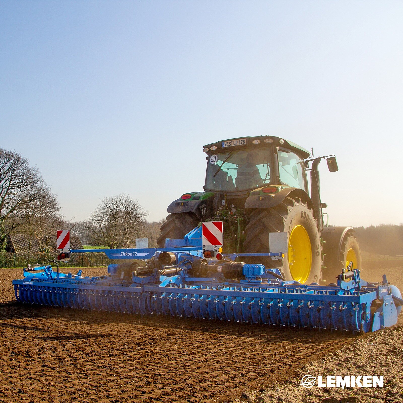 Precise seedbed preparation with the Zirkon 12! 🌱💪

The Zirkon 12 is your partner for a perfect seedbed. Thanks to the...